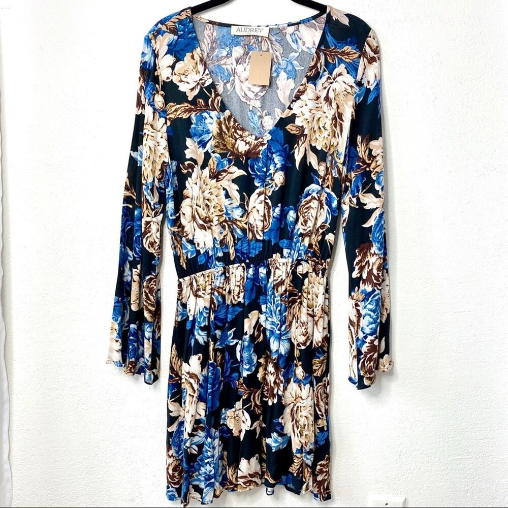 Audrey 3+1 Blue Floral Elastic Waist Dress Size Medium